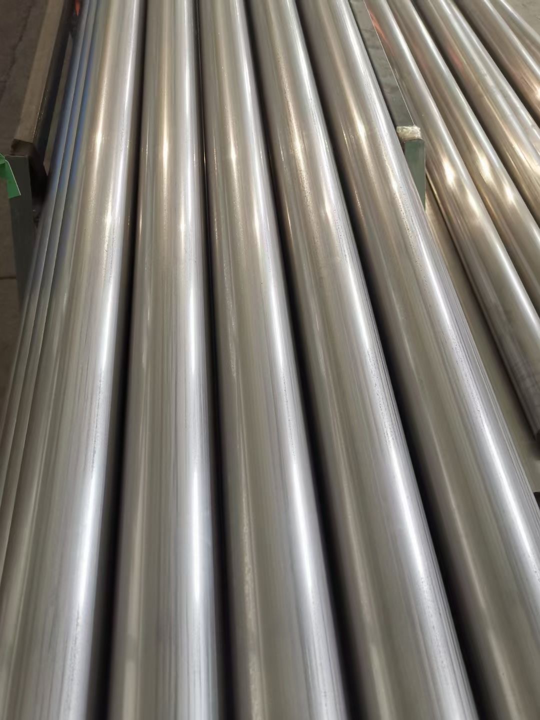  WELDED TUBE
